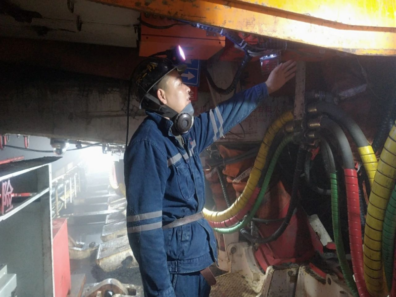 251753438841189937.png 1.png