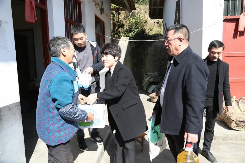 1636977718891894.jpg 4.jpg